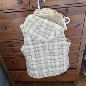 Women’s Patagonia and North Face